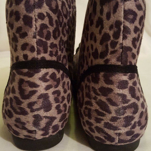 Karyn leopard brushed fabric lace up graanny boot - Picture 4 of 6